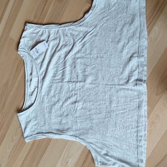NWT American Eagle workout top - Picture 8 of 9